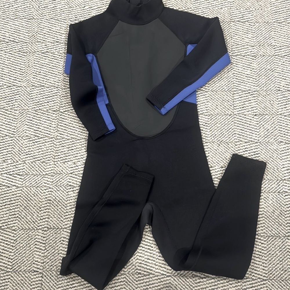 Wetsuit